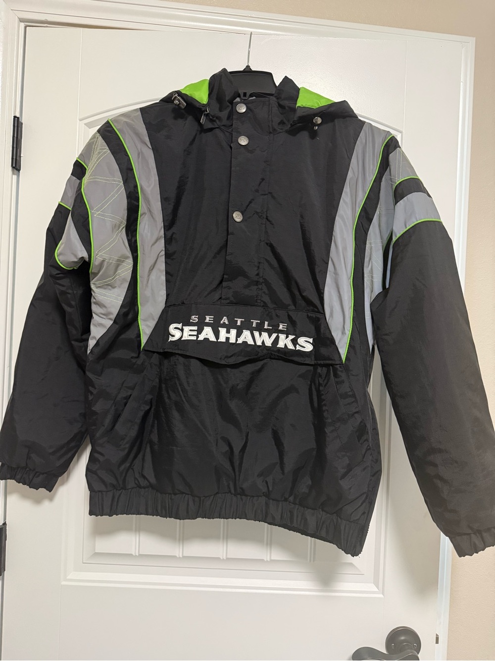 Starter Black Thursday Night Gridiron Reflective Stripe Half-Zip Hooded Jacket